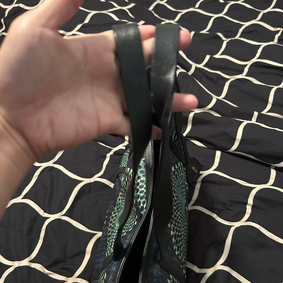 Authentic Burberry tote pvc - Picture 2 of 8